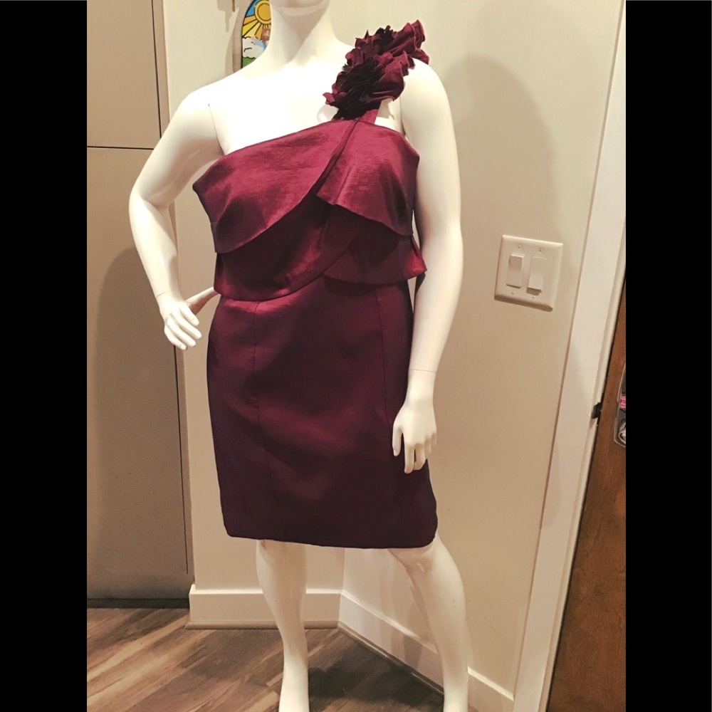 Snap One Shoulder Formal dress